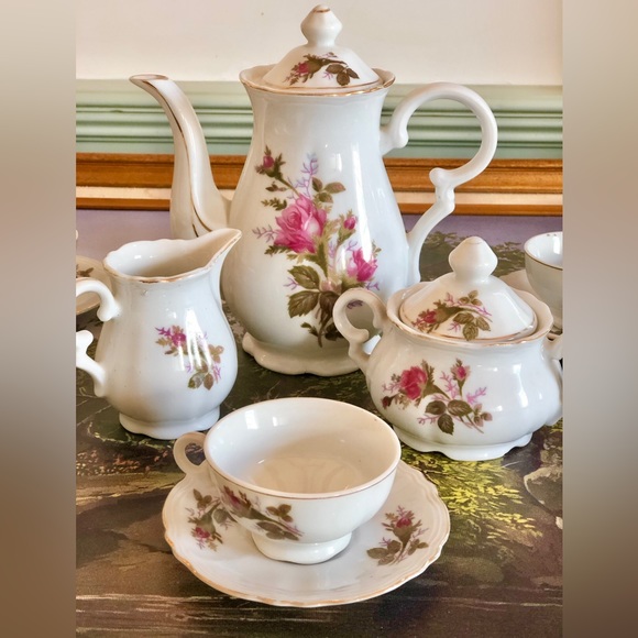 Vintage 1950s Children’s Tea Set China by Fred Roberts Co. - Picture 9 of 15